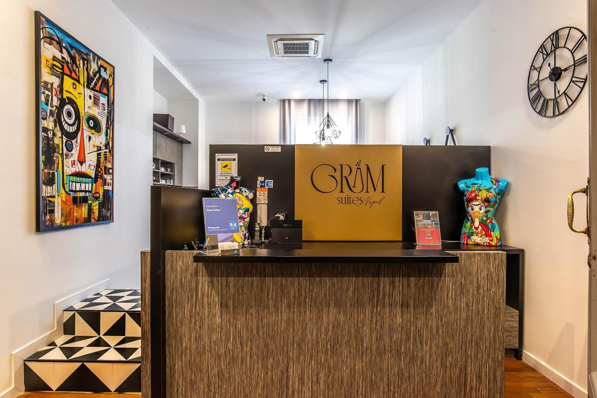 נאפולי Gram Suites מראה חיצוני תמונה
